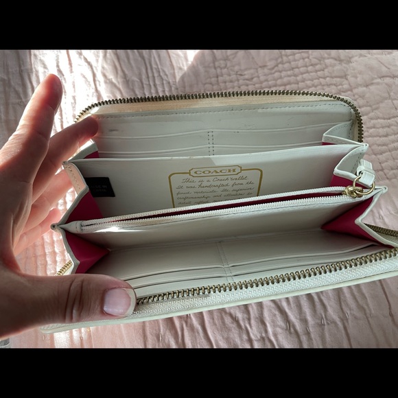 Authentic Coach Wallet - Picture 3 of 3
